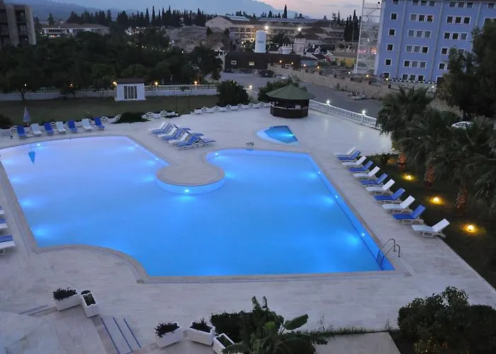 Hotell Magic Garden *